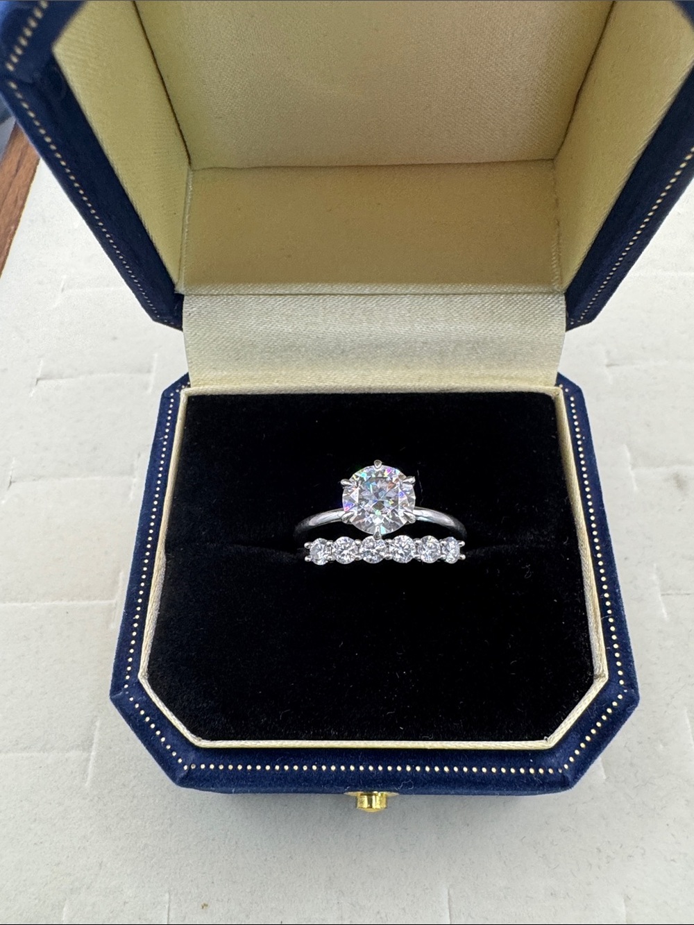 2 carat Round Moissanite engagement ring and wedding band set size 8.5